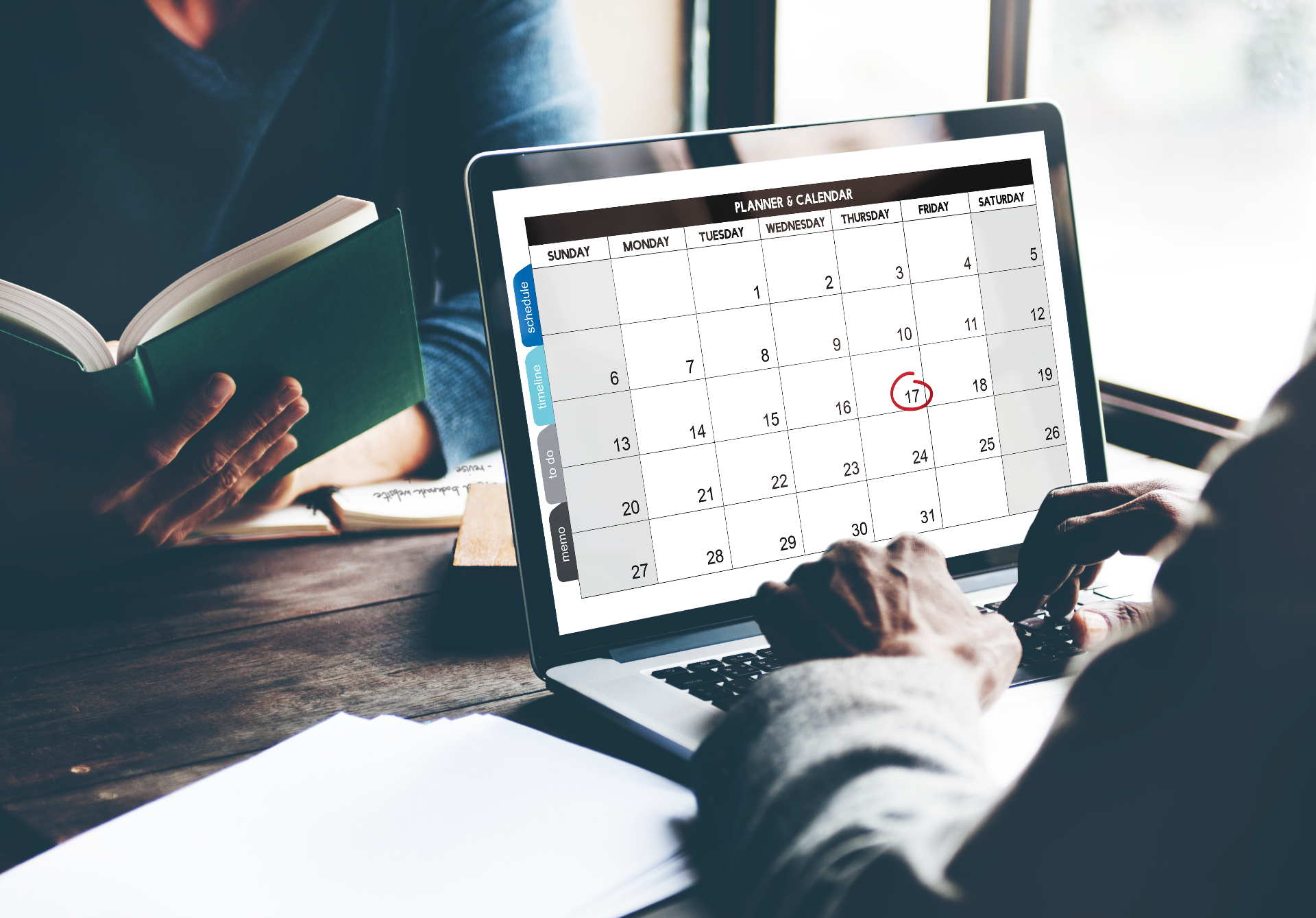 Calendar view with booked appointments or setter on a call